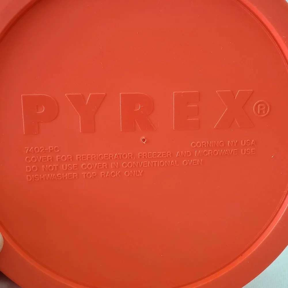 Vintage Pyrex Red Plastic Lid 7402-PC Fridge Freezer Cover‎ Lid Only